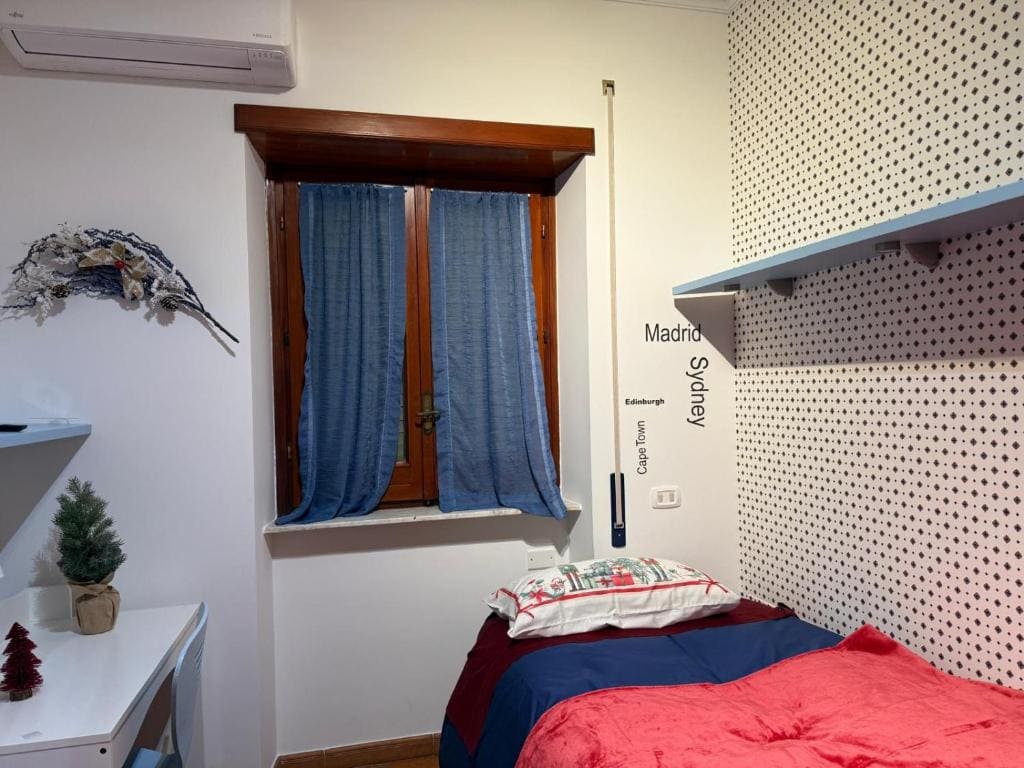 Single Room with Garden View room - Image 1