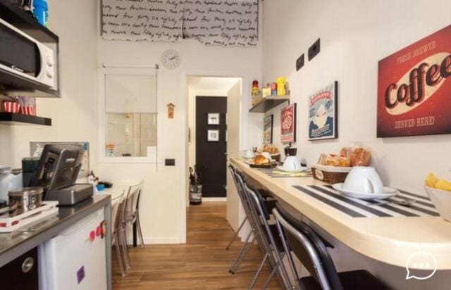 Apartment room - Image 3