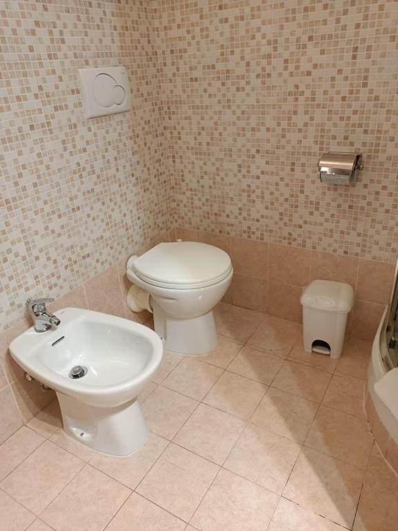 Comfort Triple Room room - Image 2