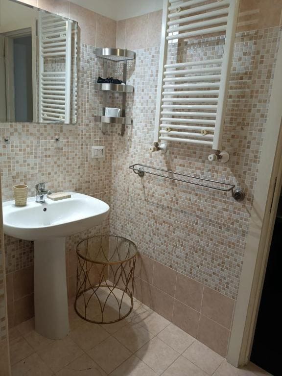 Comfort Triple Room room - Image 3