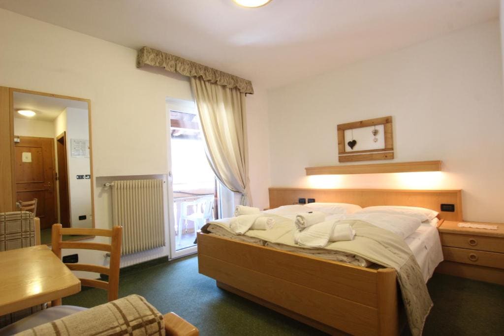 Double or Twin Room room - Image 3