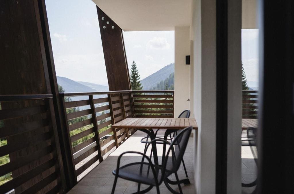 Junior Suite with Balcony room - Image 3
