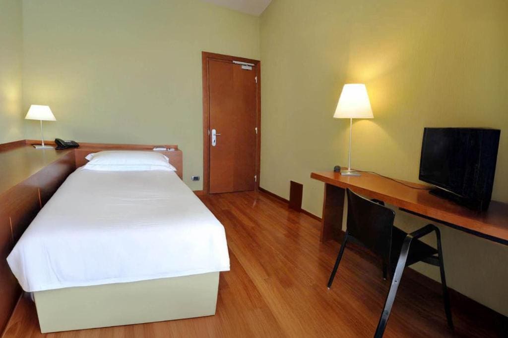 Economy Single Room room - Image 1