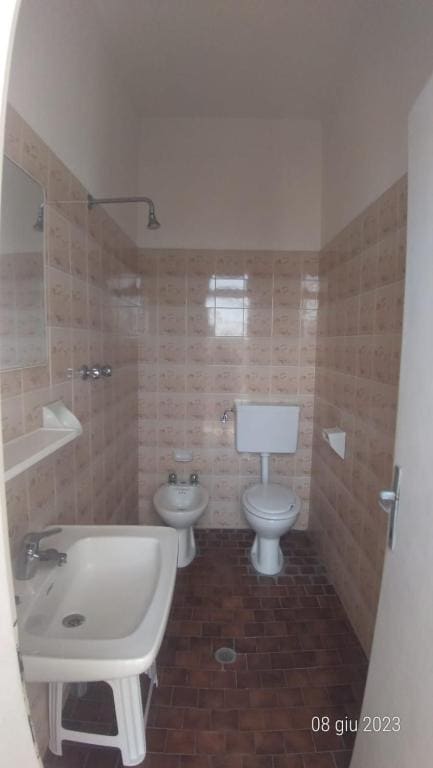 Single Room with Private External Bathroom room - Image 1