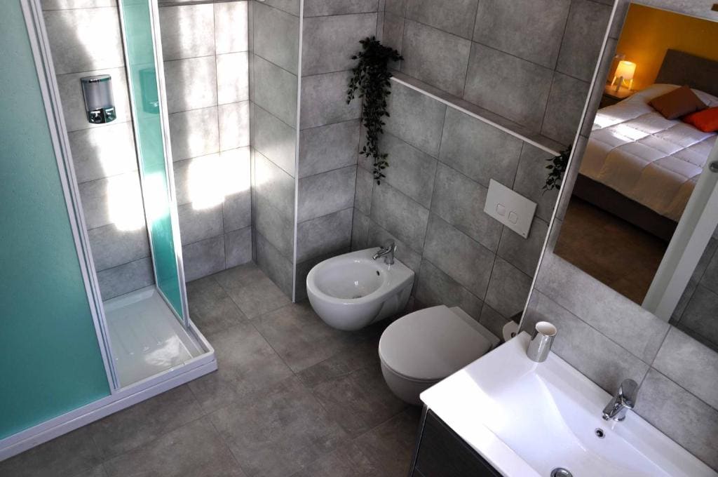 Double Room with Garden View room - Image 3