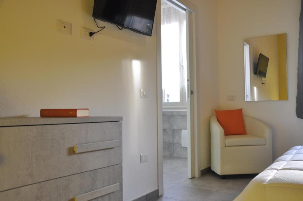 Double Room with Garden View room - Image 1