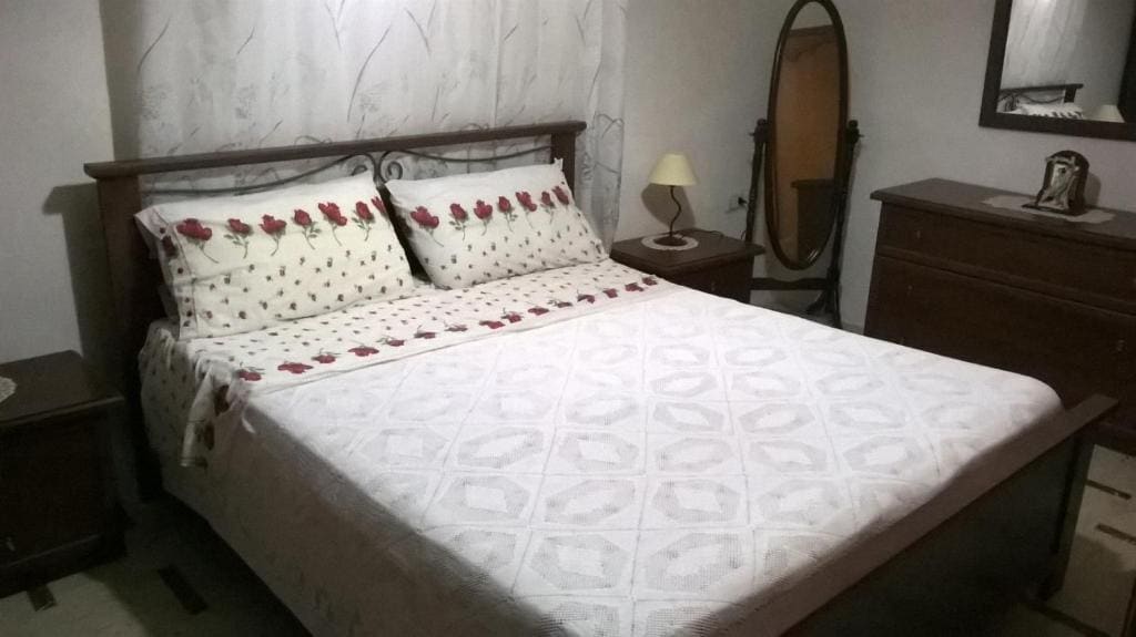 Two-Bedroom House room - Image 2