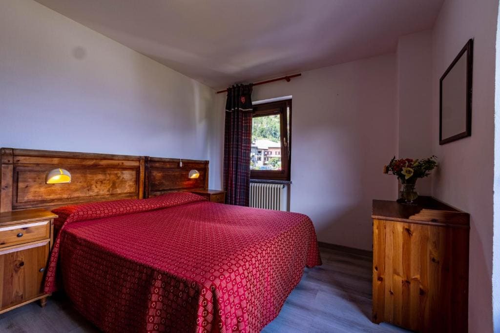 Double or Twin Room room - Image 3