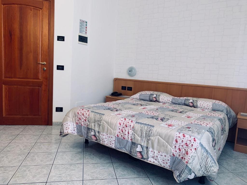 Deluxe Double Room room - Image 2