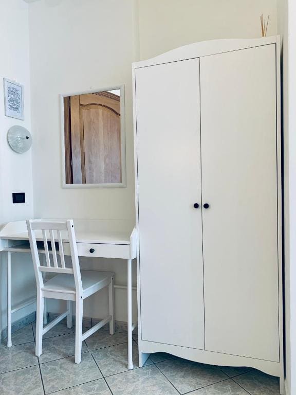 Standard Double Room room - Image 3