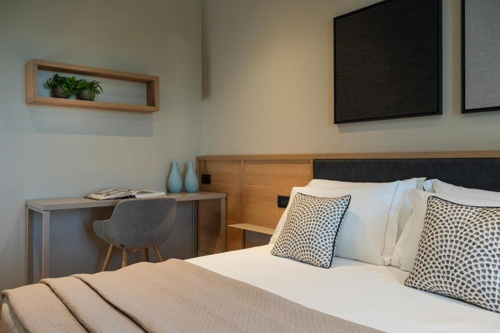 Deluxe Double Room room - Image 1