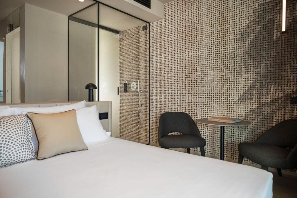 Golden Suite with Sea View room - Image 1