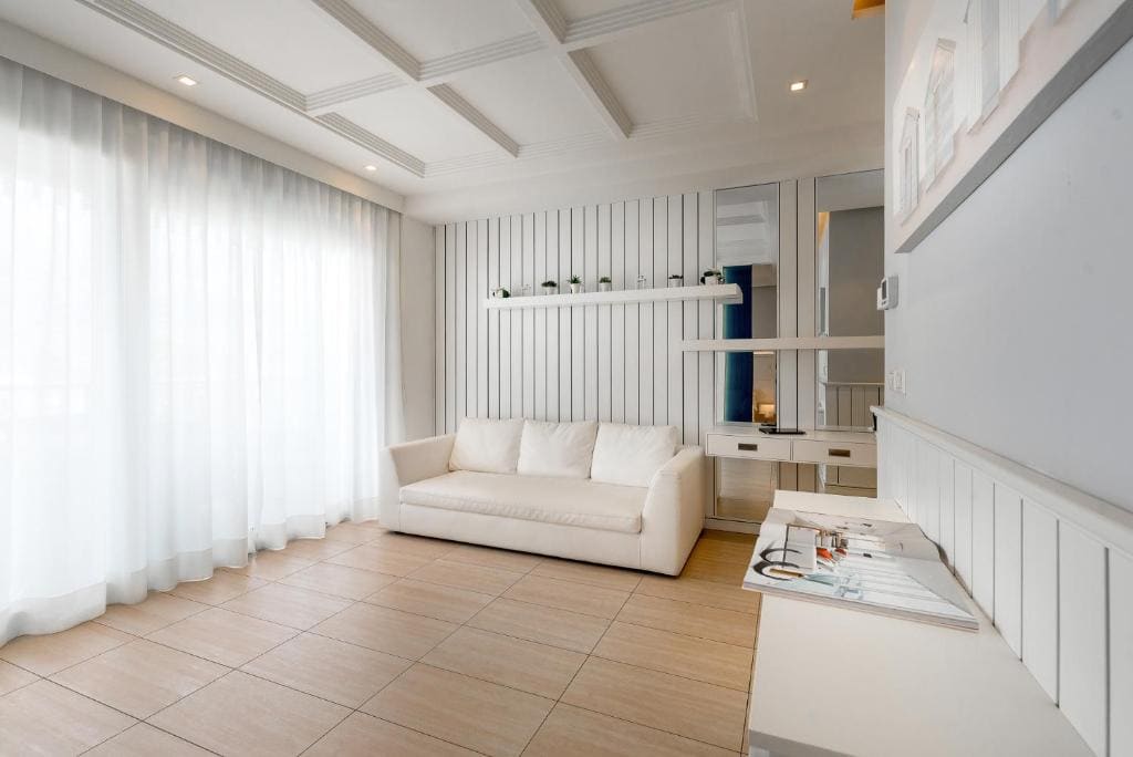 Suite with Sea View room - Image 3