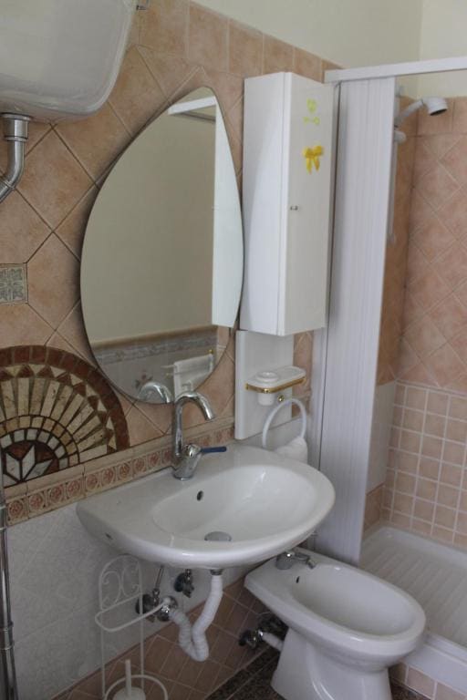 Single Room room - Image 1