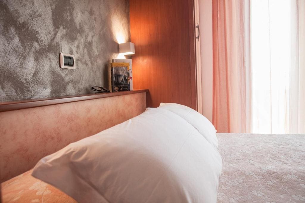 Double Room room - Image 3