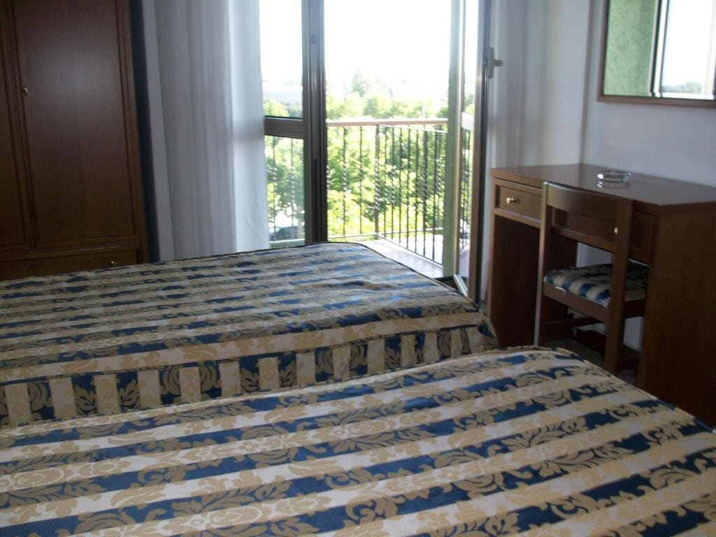 Double Room room - Image 2