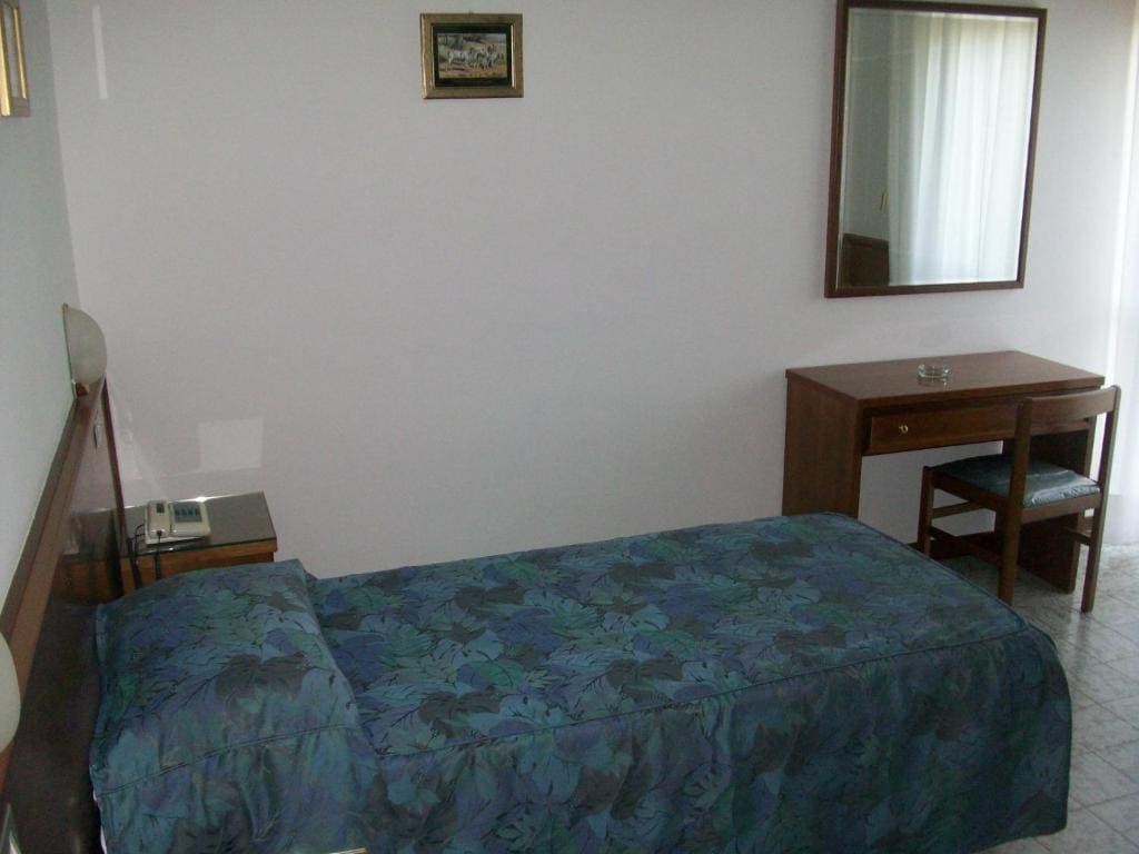 Single Room room - Image 2