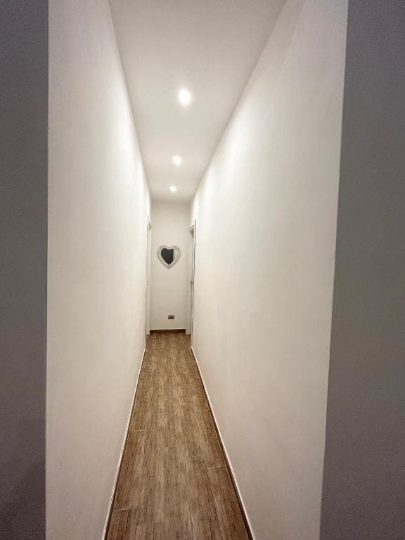 Double Room with Private Bathroom room - Image 2