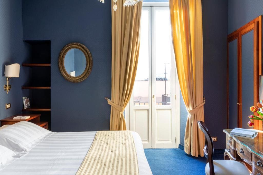 Deluxe Double or Twin Room with Balcony room - Image 2