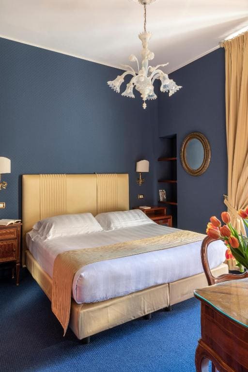 Deluxe Double or Twin Room with Balcony room - Image 1