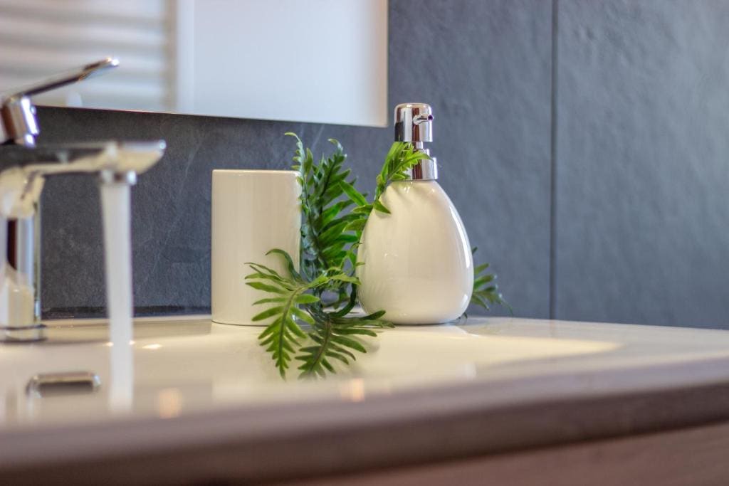 Double or Twin Room with Private Bathroom room - Image 3