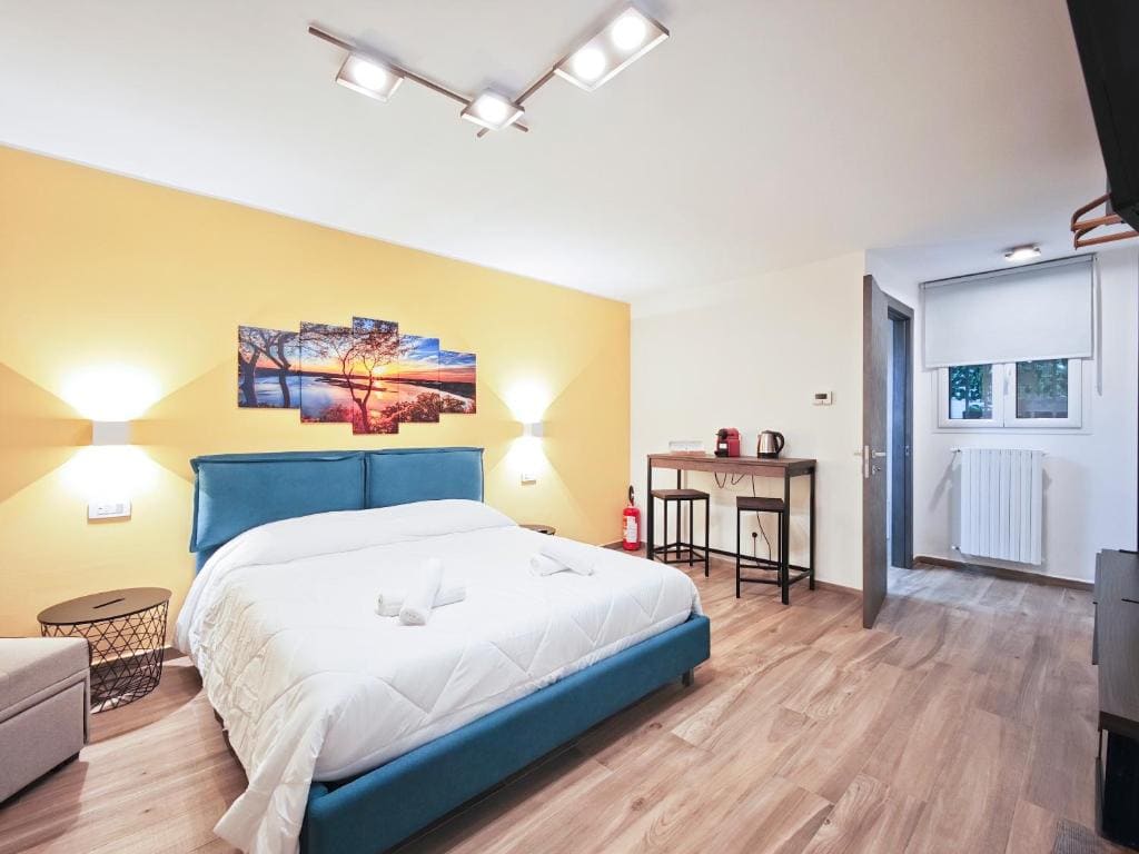 Deluxe Double Room room - Image 2