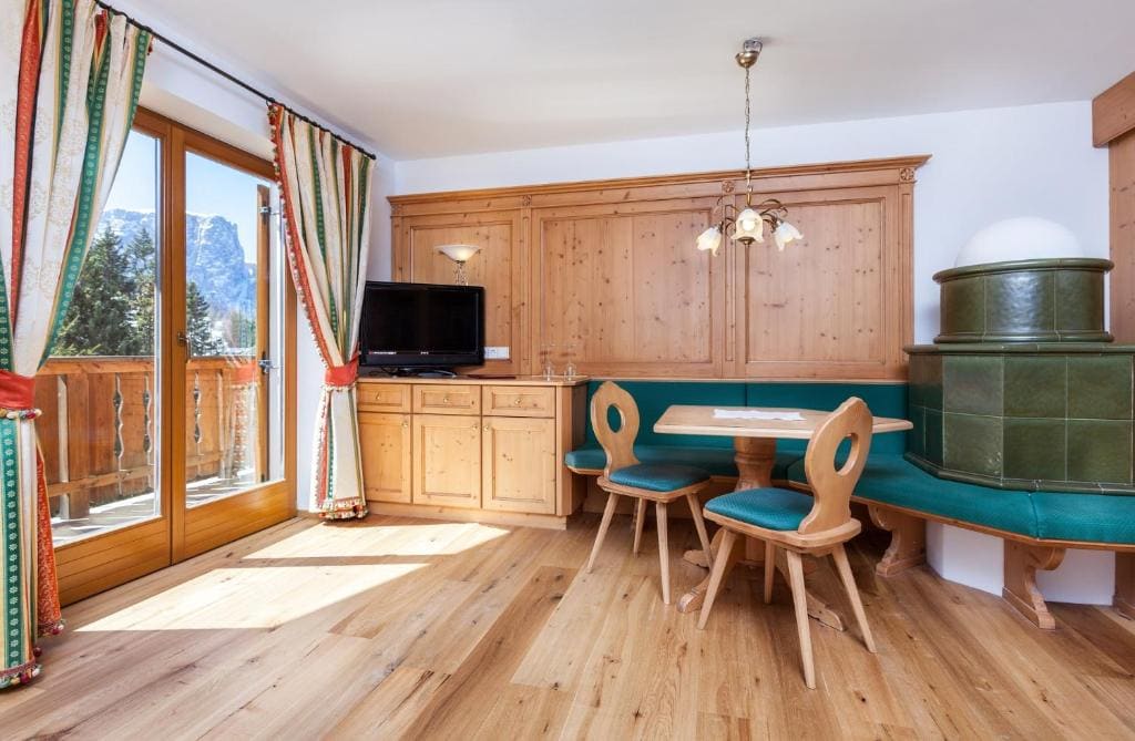 Suite with Balcony room - Image 1