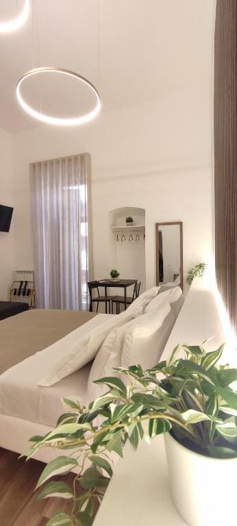 Deluxe Triple Room room - Image 2