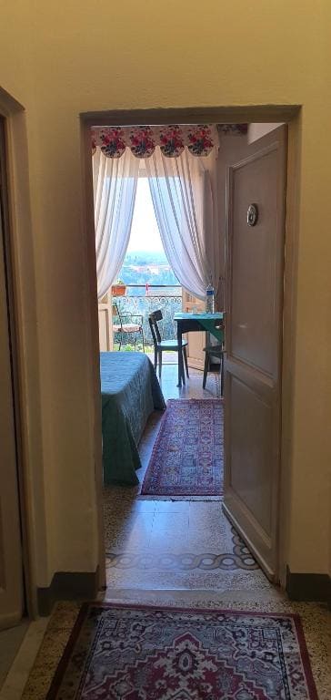 Double Room with Shared Shower room - Image 1
