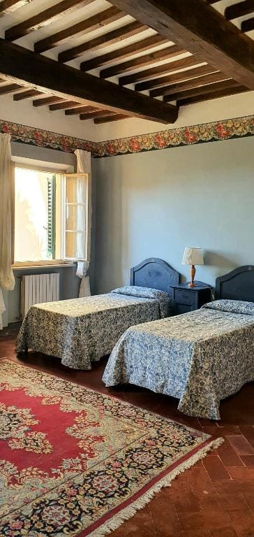 Quadruple Room with Shared Bathroom room - Image 1