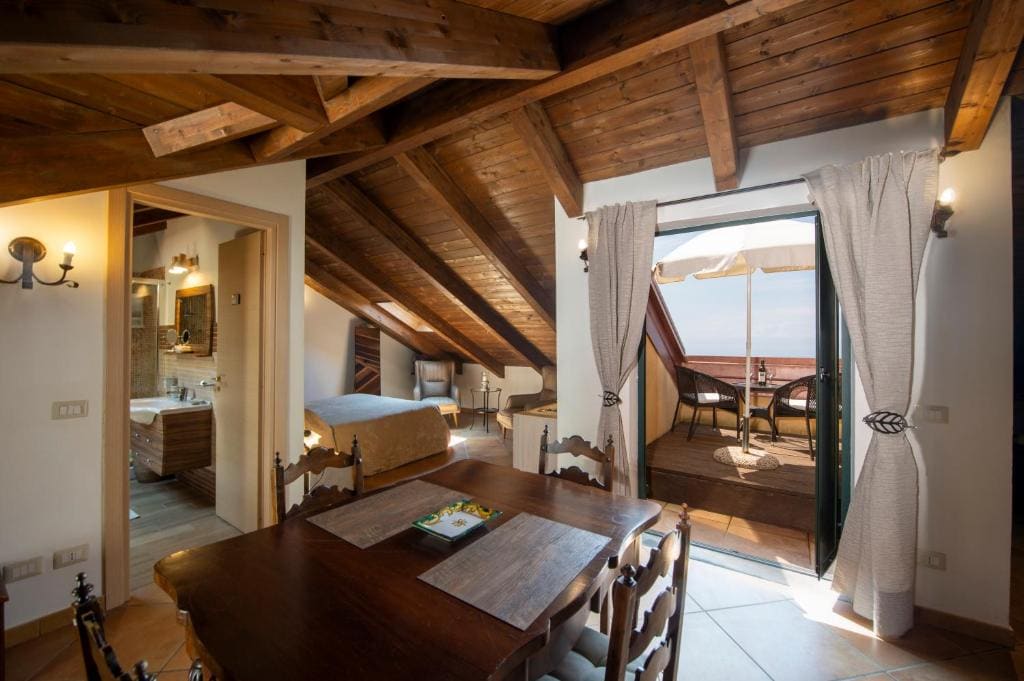 Loft Suite room - Image 2