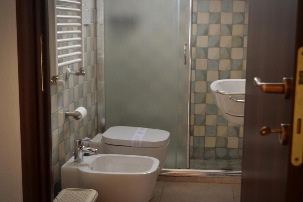 Superior Triple Room room - Image 2