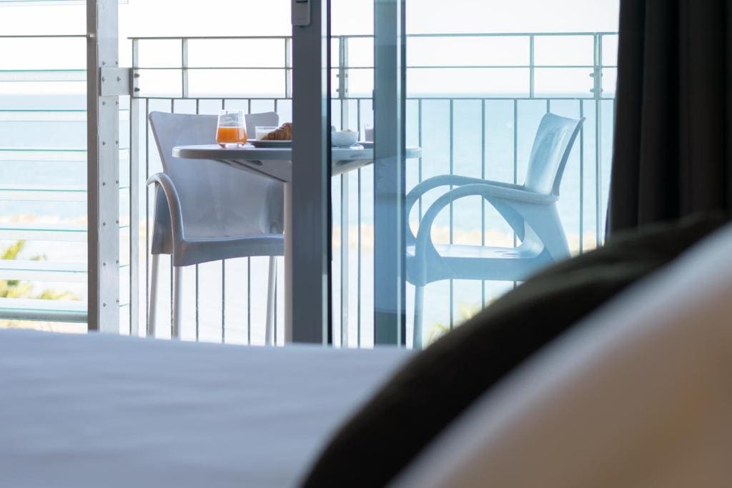Superior Quadruple Room with Sea View and Balcony - Annex room - Image 1