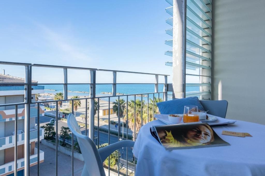 Two-Bedroom Suite with Balcony and Sea View - Annex room - Image 1