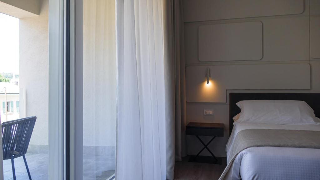 Superior Double Room room - Image 1