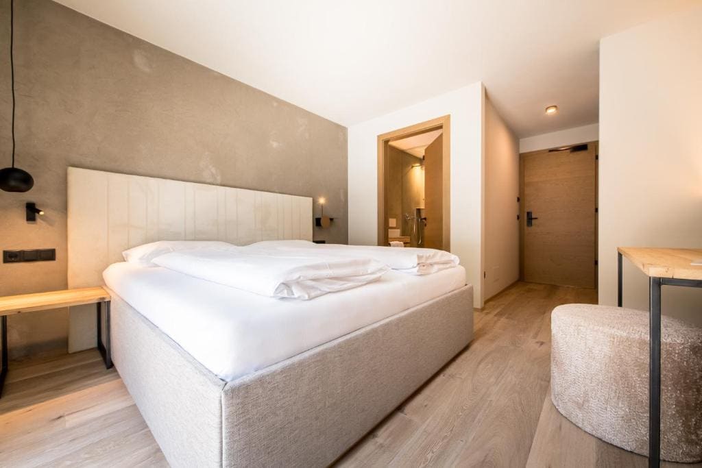 Standard Double Room room - Image 2