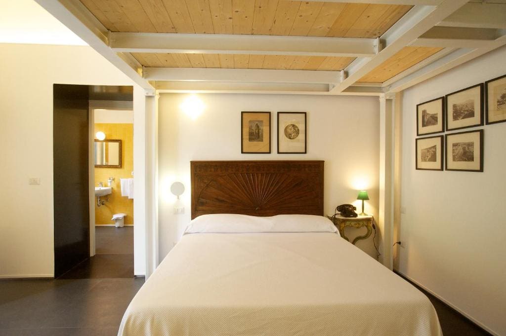 Comfort Quadruple Room room - Image 2