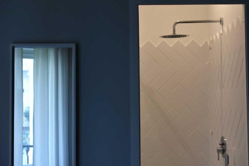 Large Double Room room - Image 3