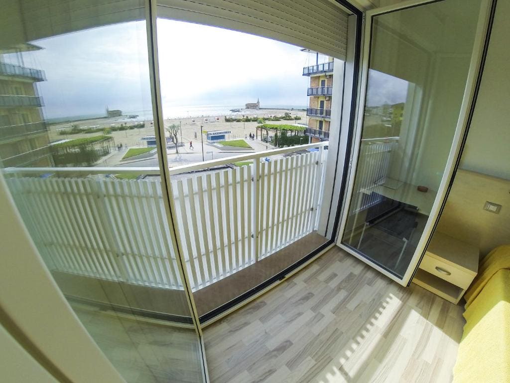 Superior Double or Twin Room room - Image 1
