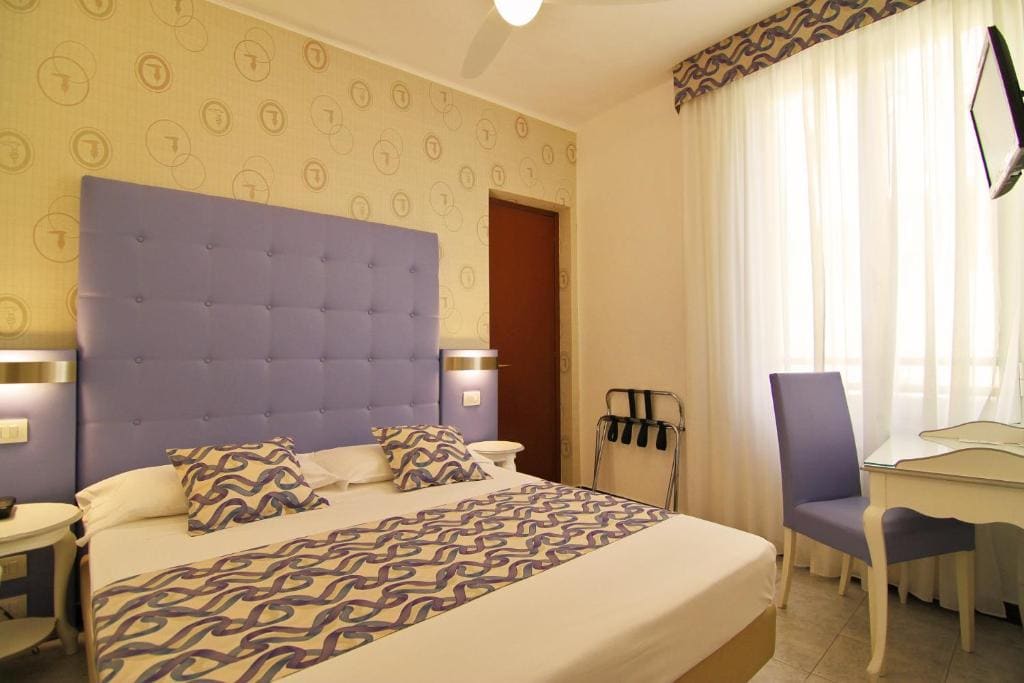 Economy Double or Twin Room room - Image 2