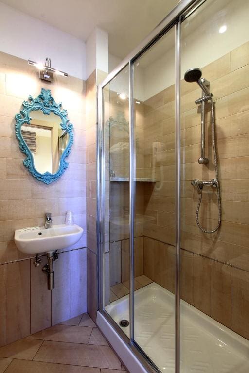 Superior Double room - Image 3