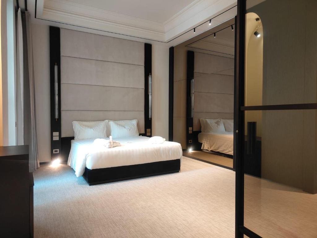 Double Room with Private Bathroom room - Image 1