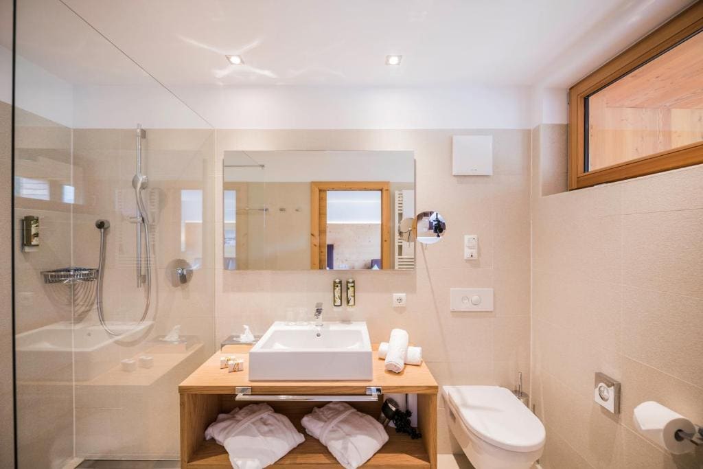 Double or Twin Room room - Image 1