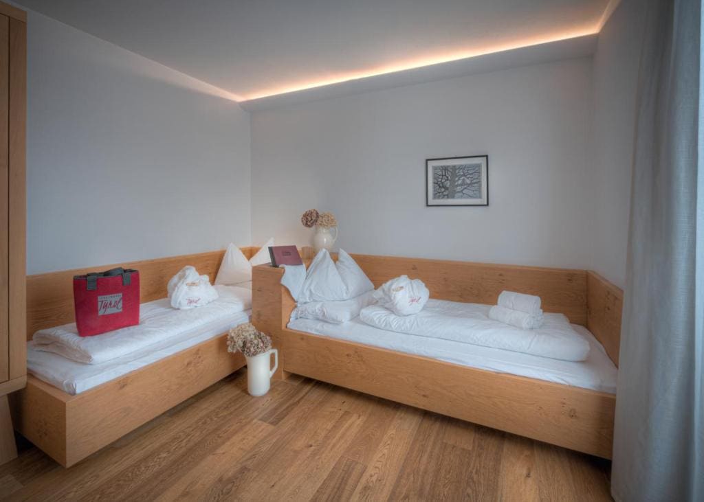 Suite room - Image 1