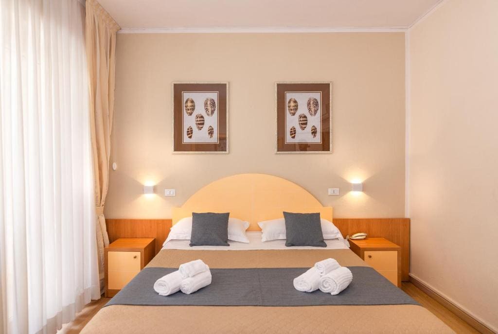 Standard Double Room room - Image 1
