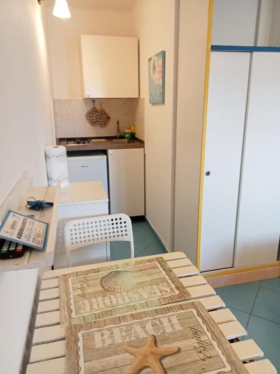 Double Room with Sea View room - Image 2
