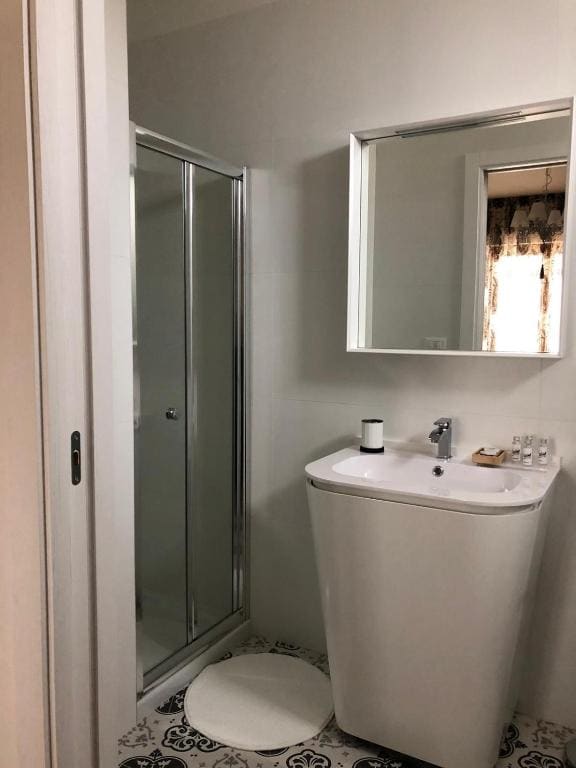 Double Room with Balcony room - Image 1