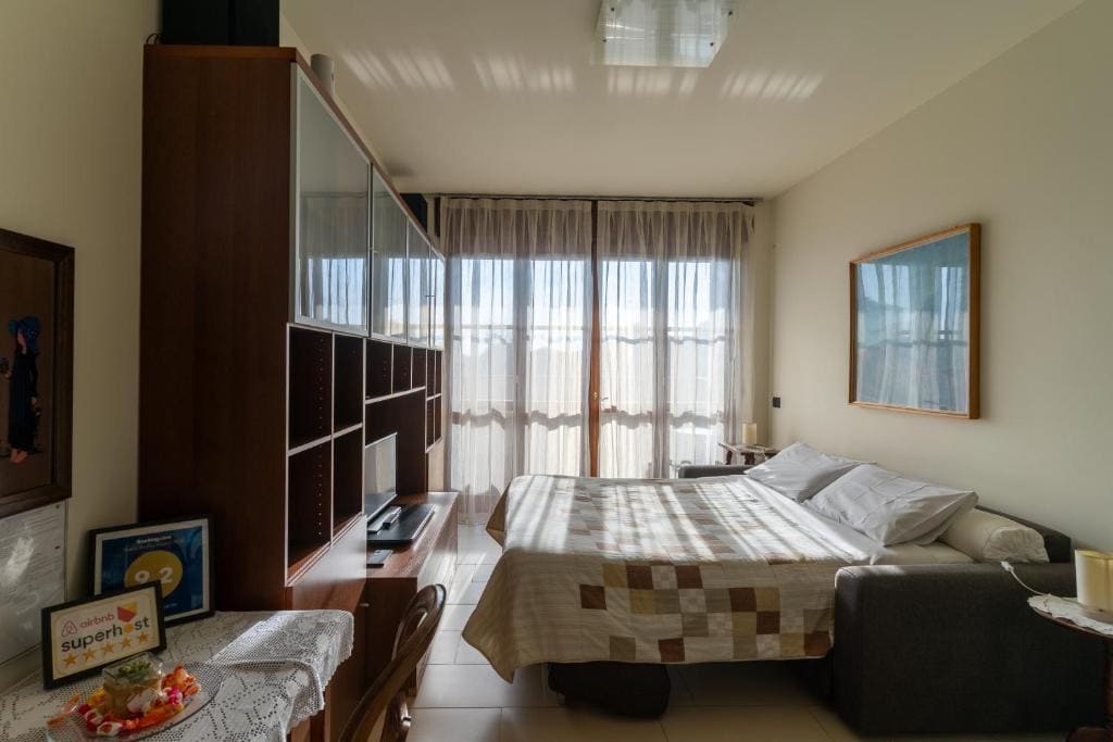 Standard Suite room - Image 3