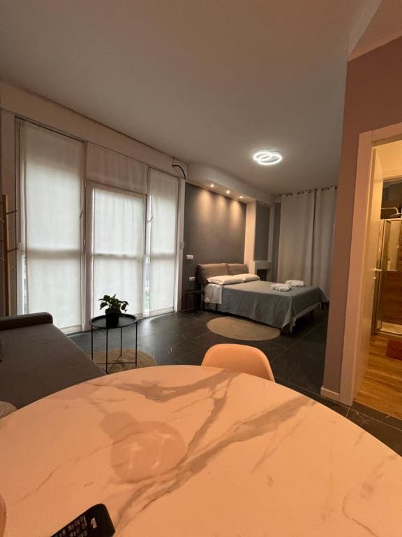 Double Room with Private Bathroom room - Image 3