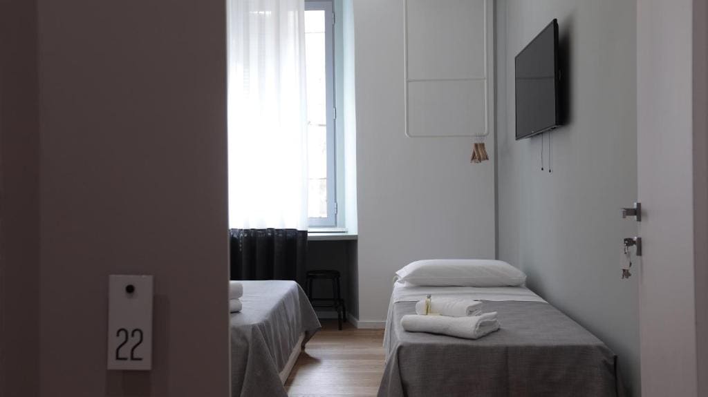 Deluxe Triple Room room - Image 1